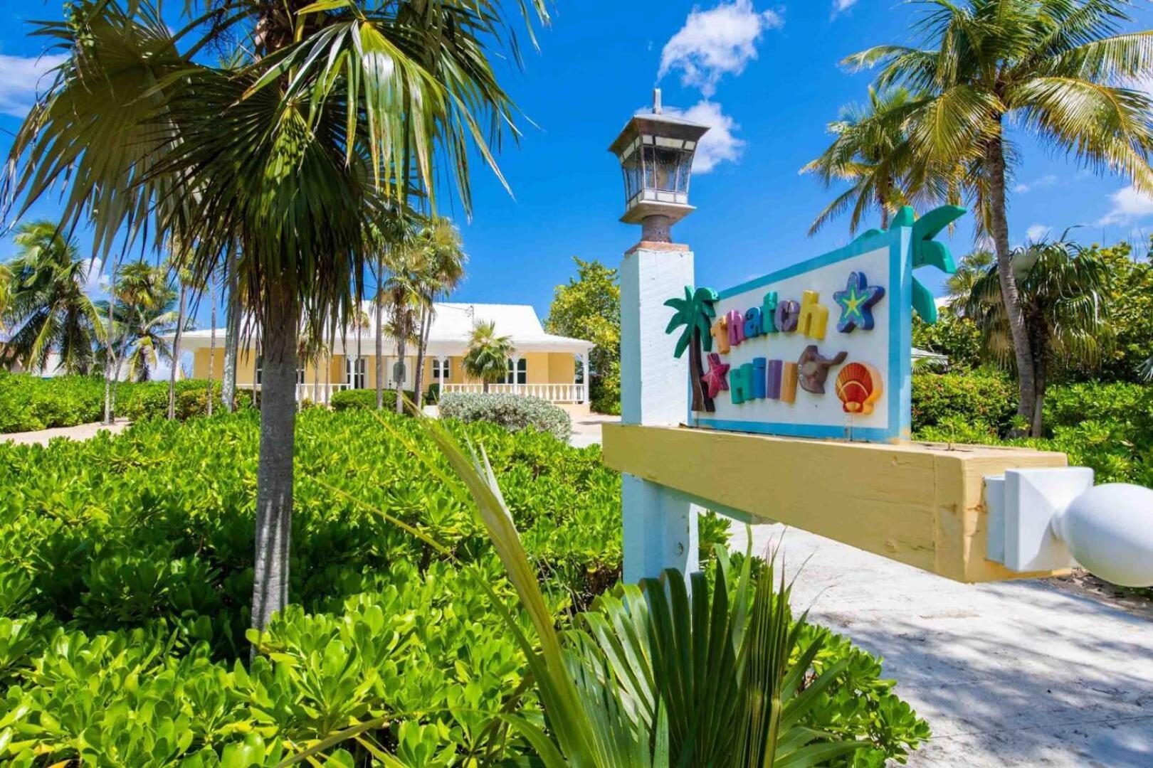 Thatch Hill - Renovated Beach House With Pool, Short Walk To The Rum Point Club Driftwood Village Exterior photo